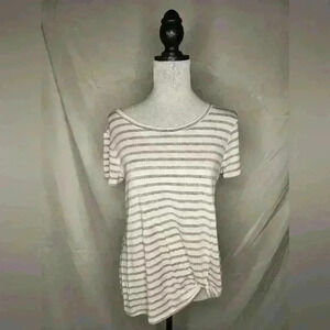 Green Envelope gray and cream tunic short sleeve size small